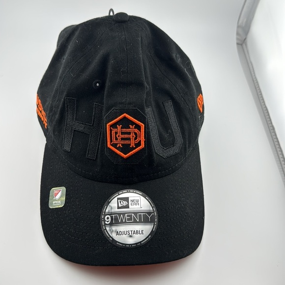 NWT Houston Dynamo
Team 9TWENTY Adjustable NEW ERA Black Orange Cap Hat OSFM - Picture 2 of 13